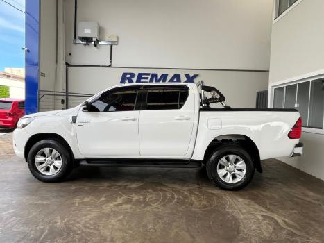 TOYOTA Hilux Caminhonete 2.7 16V 4P SR FLEX CABINE DUPLA AUTOM�TICO, Foto 6
