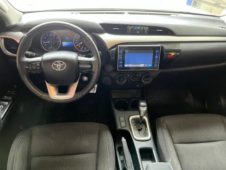 TOYOTA Hilux Caminhonete 2.7 16V 4P SR FLEX CABINE DUPLA AUTOM�TICO, Foto 8