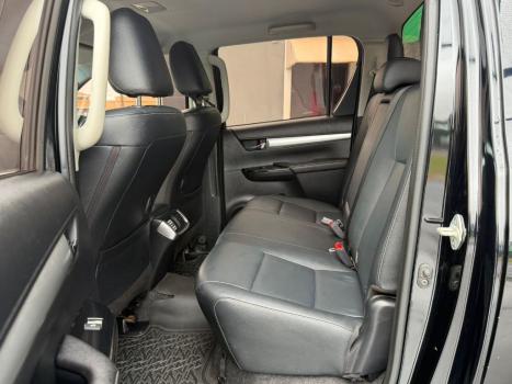 TOYOTA Hilux Caminhonete 2.8 16V SRX 4X4 DIESEL CABINE DUPLA AUTOM�TICO, Foto 16