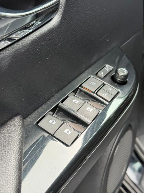 TOYOTA Hilux Caminhonete 2.8 16V SRX 4X4 DIESEL CABINE DUPLA AUTOM�TICO, Foto 19