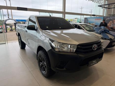 TOYOTA Hilux Caminhonete 2.8 4X4 DIESEL CABINE SIMPLES, Foto 1
