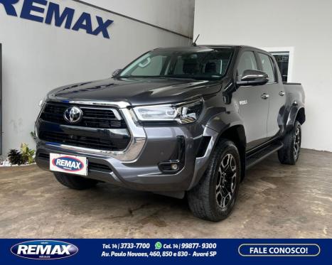 TOYOTA Hilux Caminhonete 2.4 4P 4X4 DIESEL CABINE DUPLA, Foto 1