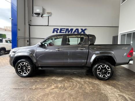 TOYOTA Hilux Caminhonete 2.4 4P 4X4 DIESEL CABINE DUPLA, Foto 5