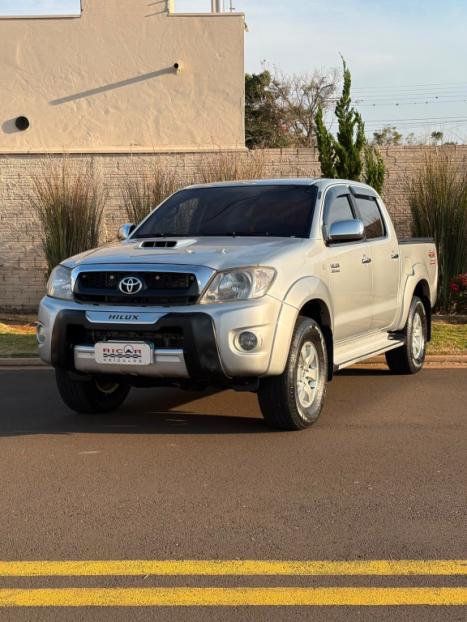 TOYOTA Hilux Caminhonete 3.0 16V 4P 4X4 SRV TURBO DIESEL CABINE DUPLA AUTOM�TICO, Foto 3