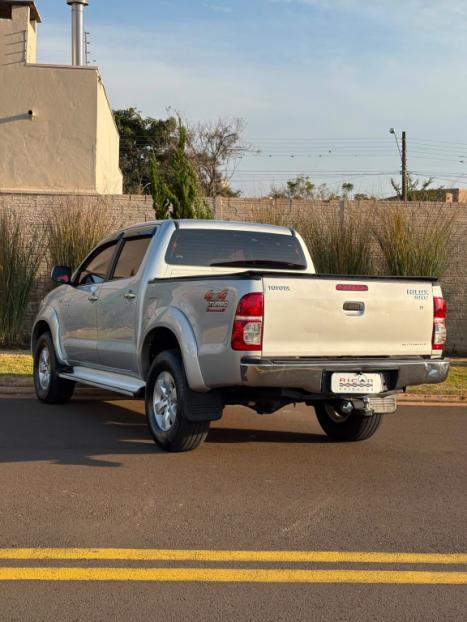TOYOTA Hilux Caminhonete 3.0 16V 4P 4X4 SRV TURBO DIESEL CABINE DUPLA AUTOM�TICO, Foto 6