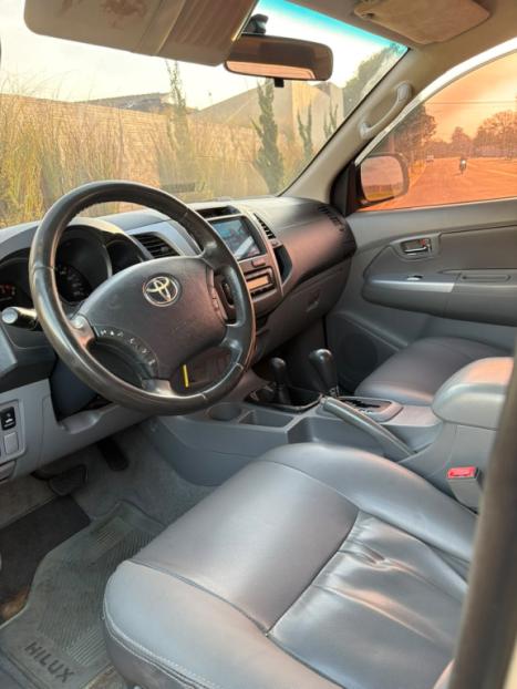 TOYOTA Hilux Caminhonete 3.0 16V 4P 4X4 SRV TURBO DIESEL CABINE DUPLA AUTOM�TICO, Foto 7