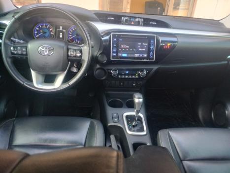 TOYOTA Hilux Caminhonete 2.7 16V 4P SRV FLEX CABINE DUPLA AUTOMÁTICO, Foto 7
