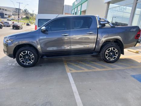 TOYOTA Hilux Caminhonete 2.8 16V SRX 4X4 DIESEL CABINE DUPLA AUTOMÁTICO, Foto 8