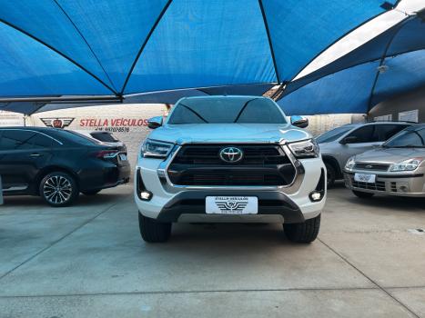 TOYOTA Hilux Caminhonete 2.8 16V SRX 4X4 TURBO DIESEL CABINE DUPLA AUTOMÁTICO, Foto 9