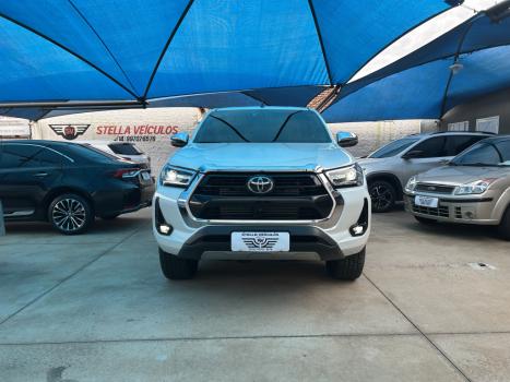 TOYOTA Hilux Caminhonete 2.8 16V SRX 4X4 TURBO DIESEL CABINE DUPLA AUTOMÁTICO, Foto 10