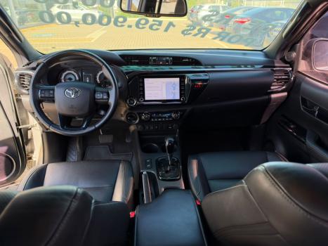 TOYOTA Hilux Caminhonete 2.8 16V SRX 4X4 DIESEL CABINE DUPLA AUTOMÁTICO, Foto 10