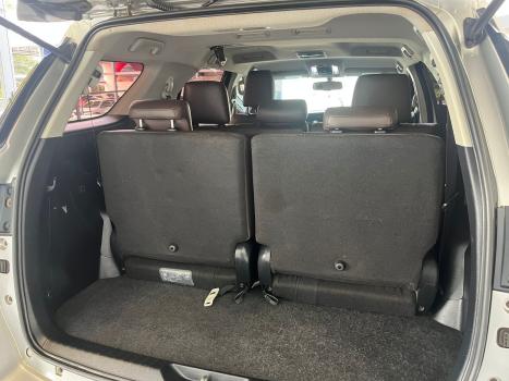 TOYOTA Hilux SW4 2.8 16V 4P SRX 4X4 7 LUGARES TURBO DIESEL AUTOMTICO, Foto 10