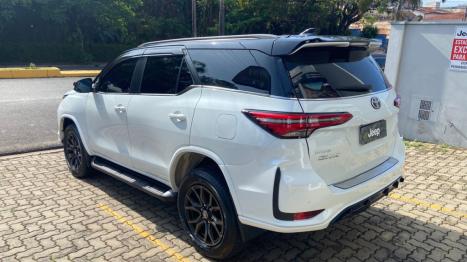 TOYOTA Hilux SW4 2.8 16V 4P GR-S 7 LUGARES 4X4 TURBO DIESEL AUTOMTICO, Foto 6