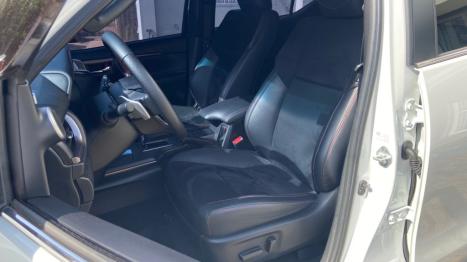 TOYOTA Hilux SW4 2.8 16V 4P GR-S 7 LUGARES 4X4 TURBO DIESEL AUTOMTICO, Foto 10