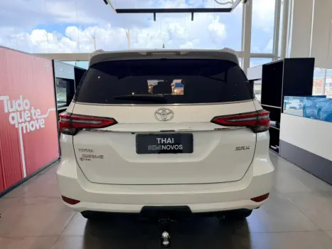 TOYOTA Hilux SW4 2.8 16V 4P SRX 4X4 7 LUGARES TURBO DIESEL AUTOM�TICO, Foto 6