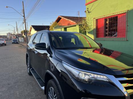 TOYOTA Hilux SW4 2.8 16V 4P SRX 4X4 7 LUGARES TURBO DIESEL AUTOM�TICO, Foto 4