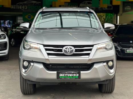 TOYOTA Hilux SW4 2.8 16V 4P SRX 4X4 7 LUGARES TURBO DIESEL AUTOM�TICO, Foto 7