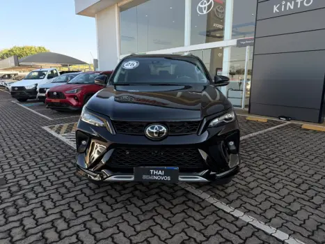 TOYOTA Hilux SW4 2.8 16V 4P SRX PLATINUM 4X4 7 LUGARES TURBO DIESEL AUTOM�TICO, Foto 2