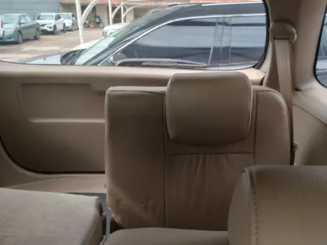 TOYOTA Hilux SW4 3.0 16V 4P SRV 4X4 7 LUGARES TURBO DIESEL AUTOMTICO, Foto 17