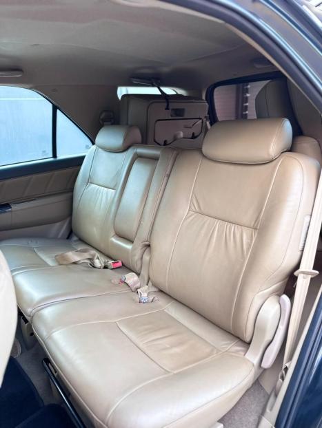 TOYOTA Hilux SW4 3.0 16V 4P SRV 4X4 7 LUGARES TURBO DIESEL AUTOM�TICO, Foto 10