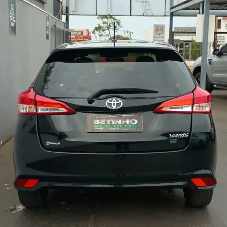 TOYOTA Yaris Hatch 1.5 16V 4P FLEX XL MULTIDRIVE AUTOMTICO CVT, Foto 8