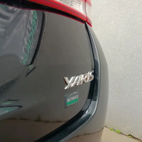 TOYOTA Yaris Hatch 1.5 16V 4P FLEX XL MULTIDRIVE AUTOMTICO CVT, Foto 9