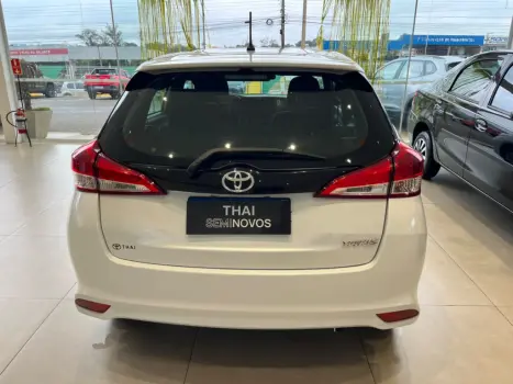 TOYOTA Yaris Hatch 1.5 16V 4P FLEX XL MULTIDRIVE AUTOM�TICO CVT, Foto 6