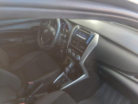 TOYOTA Yaris Hatch 1.3 16V 4P FLEX XL MULTIDRIVE AUTOM�TICO CVT, Foto 5