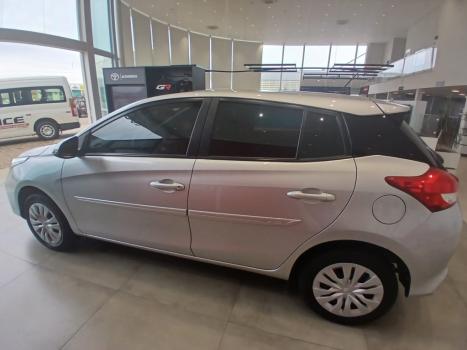 TOYOTA Yaris Hatch 1.5 16V 4P FLEX XL MULTIDRIVE AUTOM�TICO CVT, Foto 5