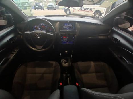TOYOTA Yaris Hatch 1.5 16V 4P FLEX XL MULTIDRIVE AUTOM�TICO CVT, Foto 10