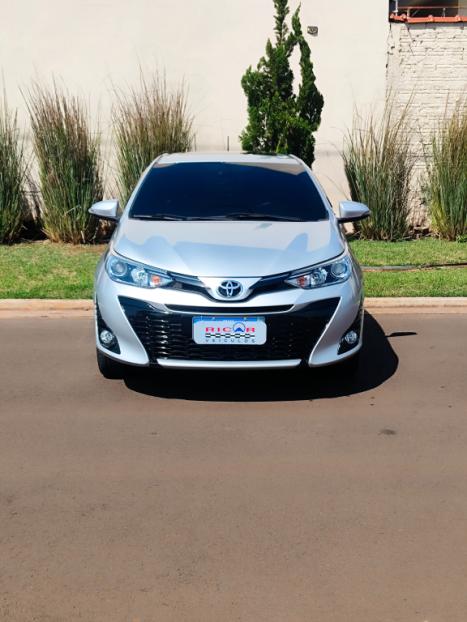 TOYOTA Yaris Hatch 1.5 16V 4P FLEX XLS MULTIDRIVE AUTOMÁTICO CVT, Foto 2