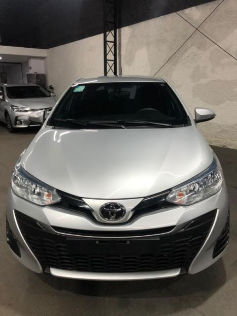 TOYOTA Yaris Hatch 1.3 16V 4P FLEX XL, Foto 4