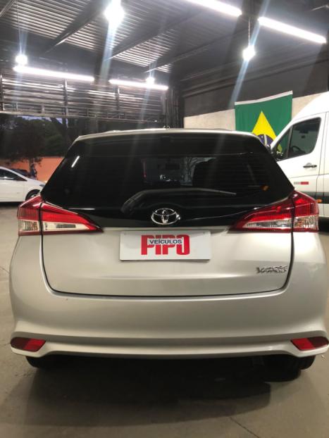 TOYOTA Yaris Hatch 1.3 16V 4P FLEX XL, Foto 5