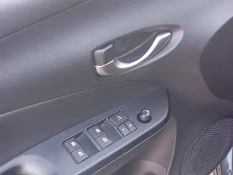 TOYOTA Yaris Sedan 1.5 16V 4P FLEX XL, Foto 10