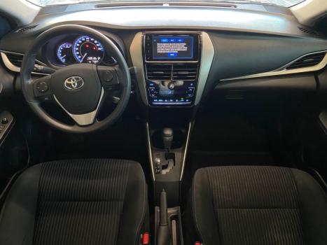TOYOTA Yaris Sedan 1.5 16V 4P FLEX XLS MULTIDRIVE AUTOM�TICO CVT, Foto 8