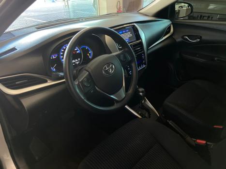 TOYOTA Yaris Sedan 1.5 16V 4P FLEX XLS MULTIDRIVE AUTOM�TICO CVT, Foto 10