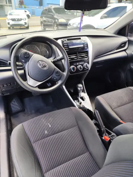 TOYOTA Yaris Sedan 1.5 16V 4P FLEX XL LIVE MULTIDRIVE AUTOM�TICO CVT, Foto 6