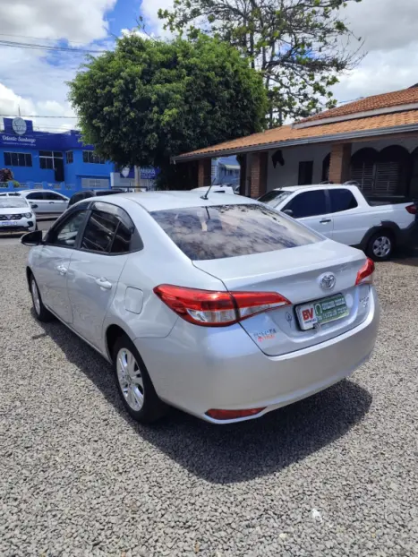 TOYOTA Yaris Sedan 1.5 16V 4P FLEX XL LIVE MULTIDRIVE AUTOM�TICO CVT, Foto 9