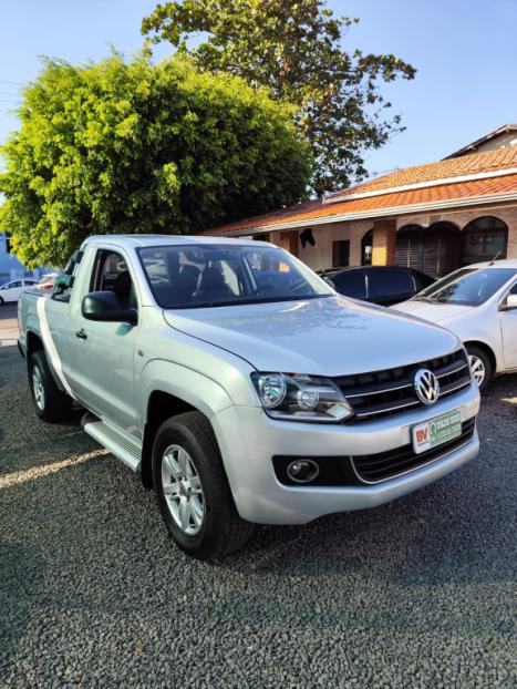 VOLKSWAGEN Amarok 2.0 16V 4X4 CABINE SIMPLES TURBO INTERCOOLER, Foto 3 VOLKSWAGEN Amarok 2.0 16V 4X4 CABINE SIMPLES TURBO INTERCOOLER, Foto 3