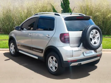 VOLKSWAGEN Crossfox 1.6 4P FLEX, Foto 6