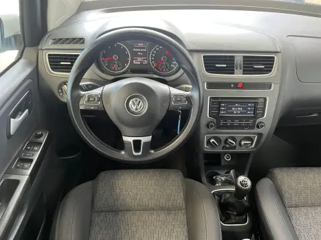 VOLKSWAGEN Fox 1.6 16V 4P FLEX MSI HIGHLINE I-MOTIO AUTOMATIZADO, Foto 3