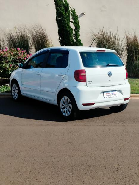 VOLKSWAGEN Fox 1.6 4P FLEX, Foto 4