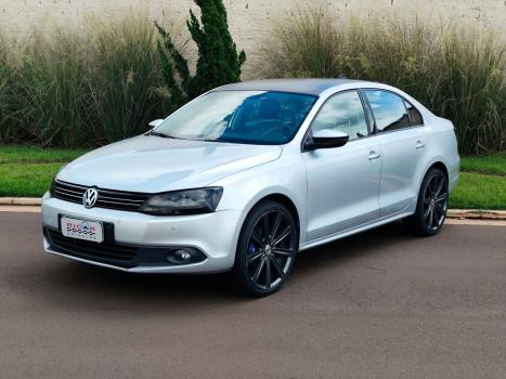 VOLKSWAGEN Jetta 2.0 4P FLEX COMFORTLINE TIPTRONIC AUTOM�TICO, Foto 3