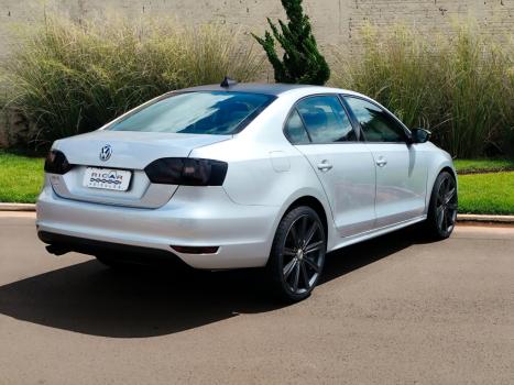 VOLKSWAGEN Jetta 2.0 4P FLEX COMFORTLINE TIPTRONIC AUTOM�TICO, Foto 4