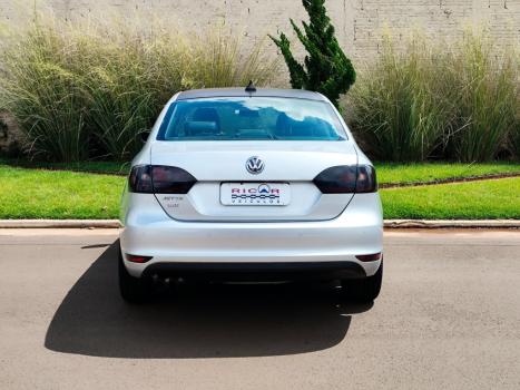 VOLKSWAGEN Jetta 2.0 4P FLEX COMFORTLINE TIPTRONIC AUTOM�TICO, Foto 5