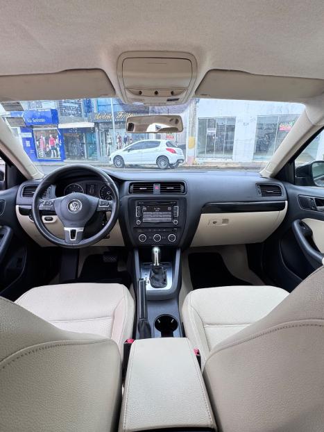 VOLKSWAGEN Jetta 2.0 4P FLEX COMFORTLINE TIPTRONIC AUTOM�TICO, Foto 8