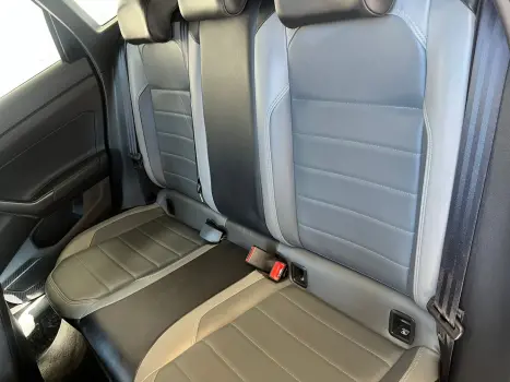 VOLKSWAGEN Nivus 1.0 4P FLEX 200 TSI HIGHLINE TURBO AUTOM�TICO, Foto 5