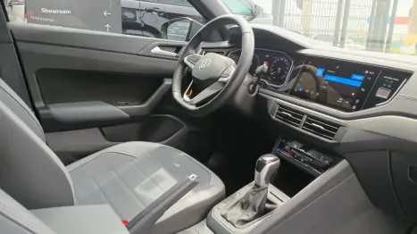 VOLKSWAGEN Nivus 1.0 4P FLEX 200 TSI HIGHLINE TURBO AUTOMÁTICO, Foto 8