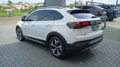 VOLKSWAGEN Nivus 1.0 4P FLEX 200 TSI HIGHLINE TURBO AUTOMÁTICO, Foto 6