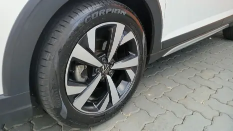 VOLKSWAGEN Nivus 1.0 4P FLEX 200 TSI HIGHLINE TURBO AUTOMÁTICO, Foto 7
